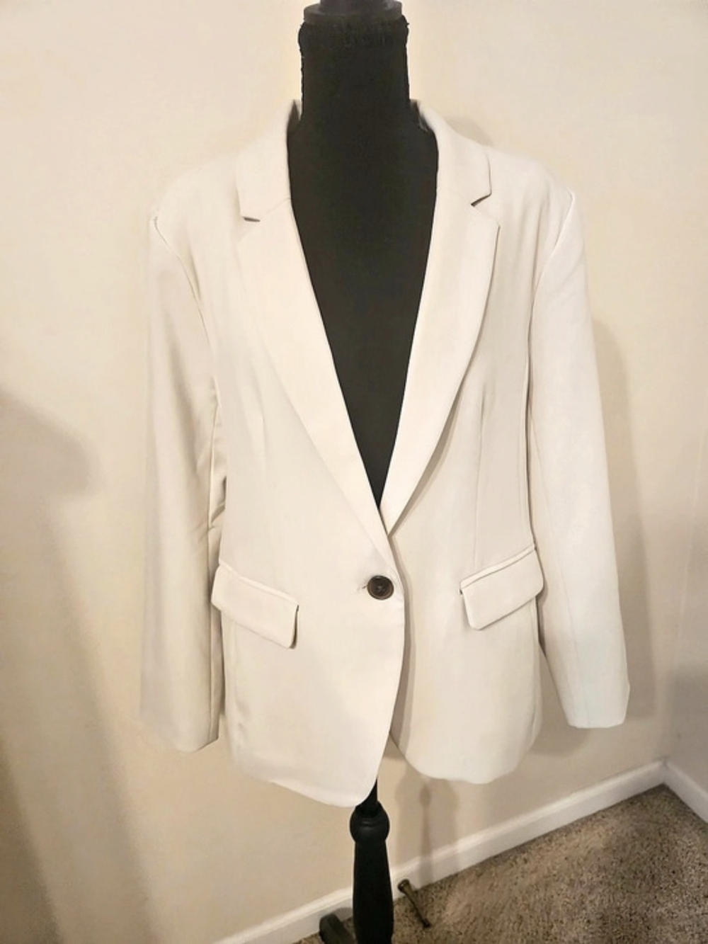 Old Navy Blazer in White Size Medium Petite Like New